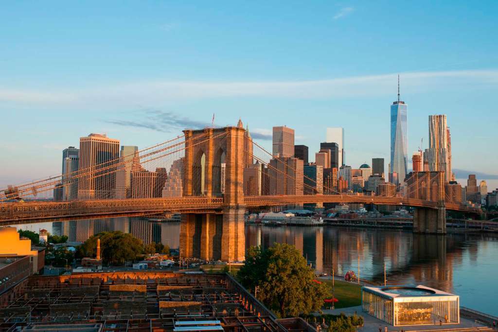 Contrasts of New York Tour