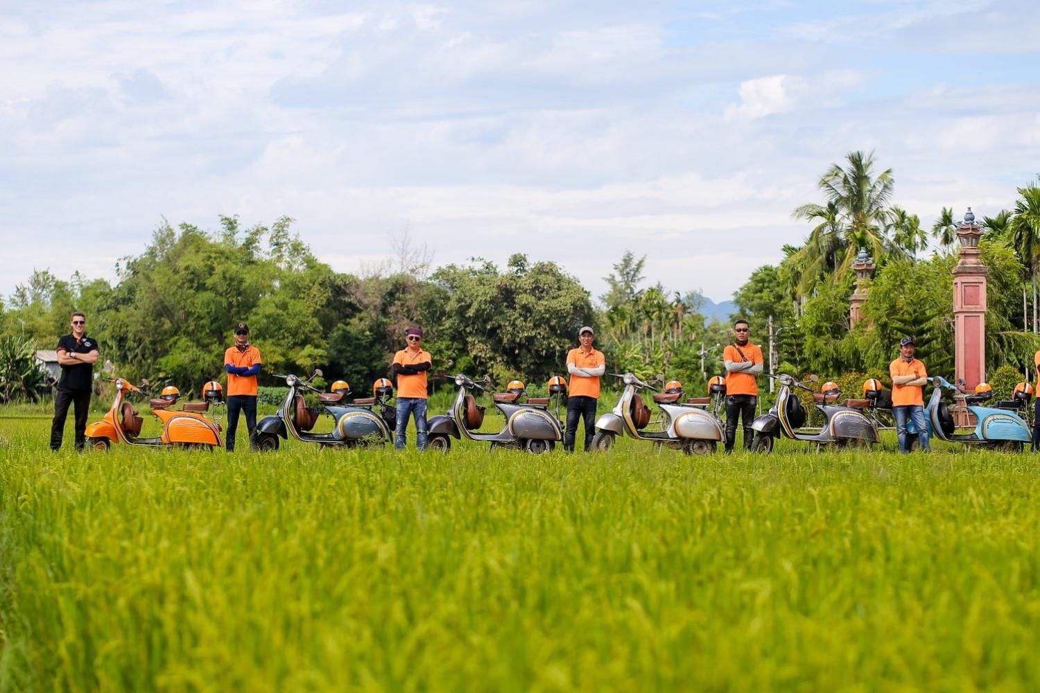 Campo de Hanoi en Vespa: grupo reducido