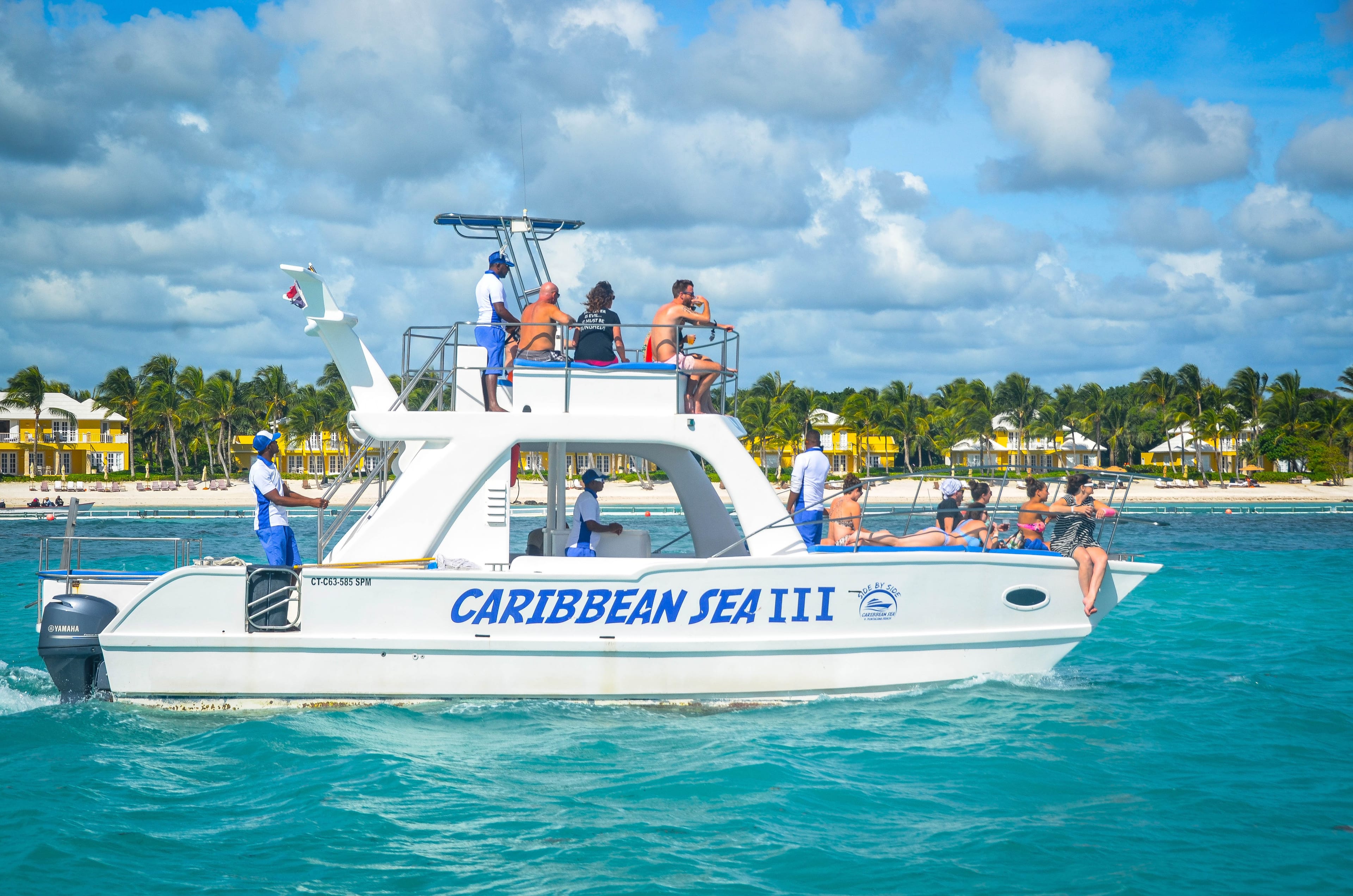 WILD on Caribbean Sea with cenote