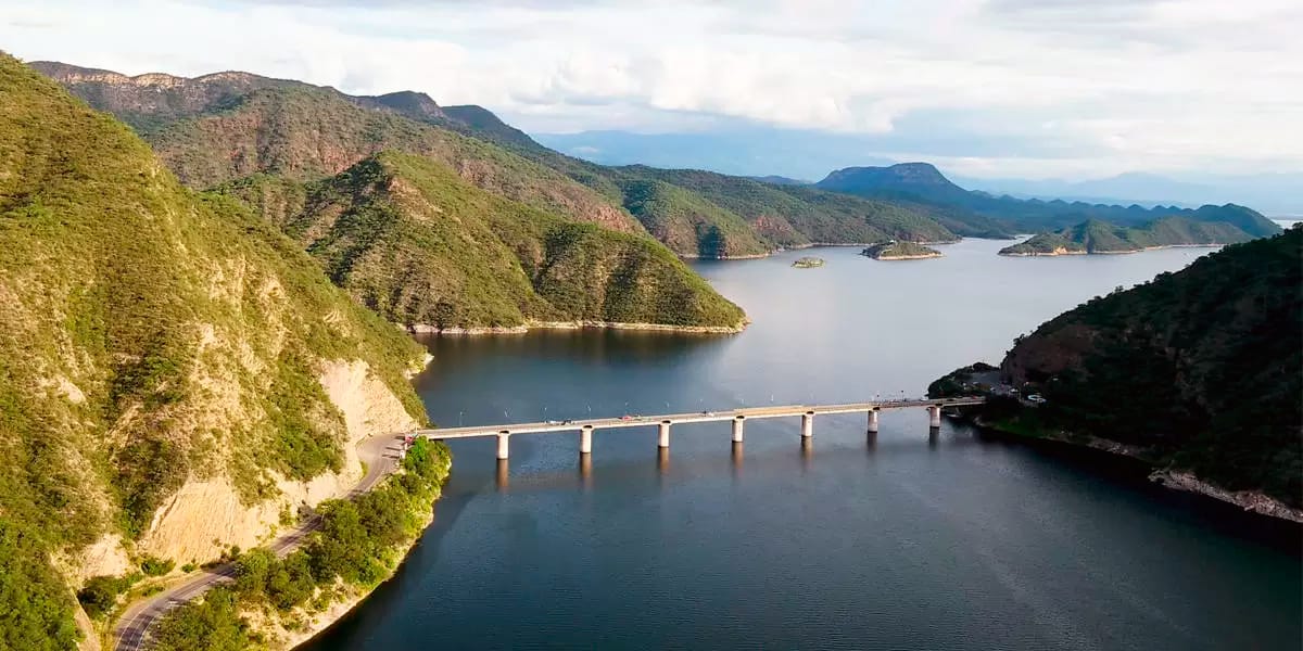 Desde Salta: Visita al Dique Cabra Corral