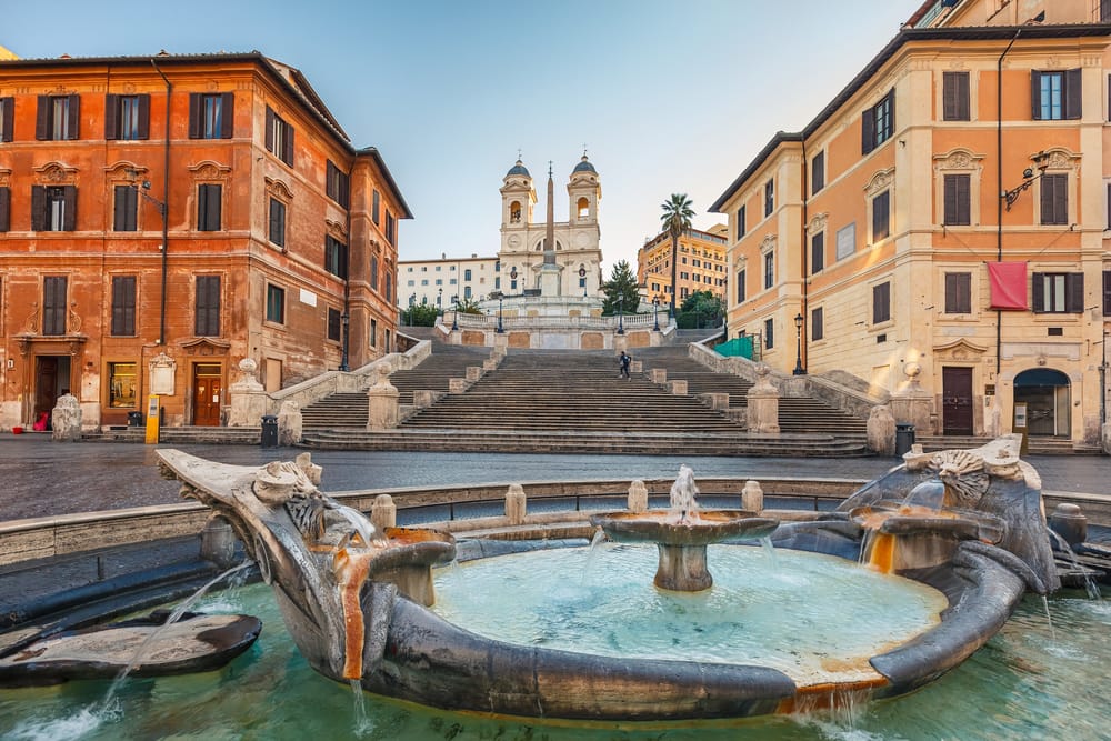 Plaza de España, Fuente de Trevi y Panteón