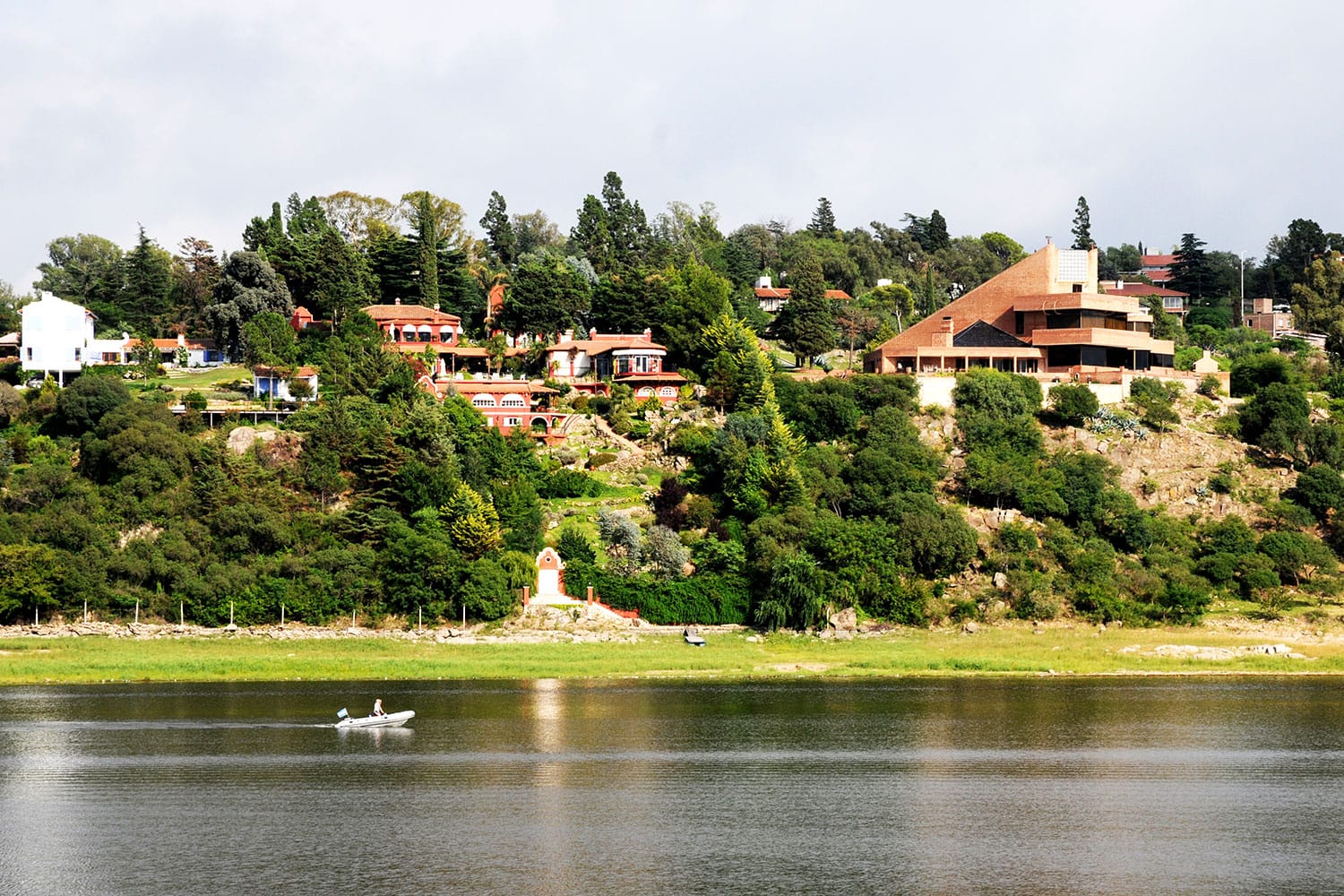 Villa Carlos Paz en español