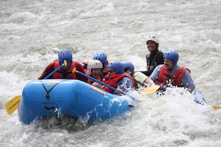 Rafting en el río Reventazón