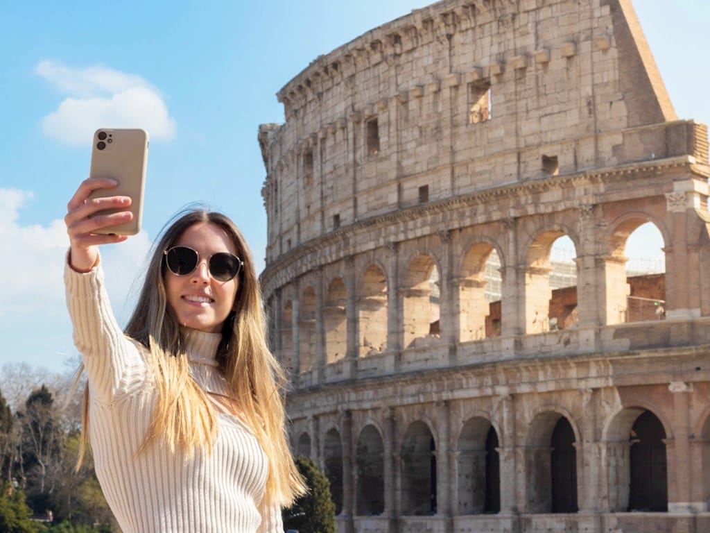 Coliseo, Foro y Palatino en inglés