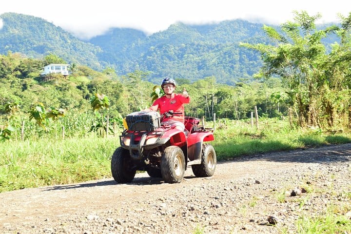 Cuatrimoto de medio día en Manuel Antonio