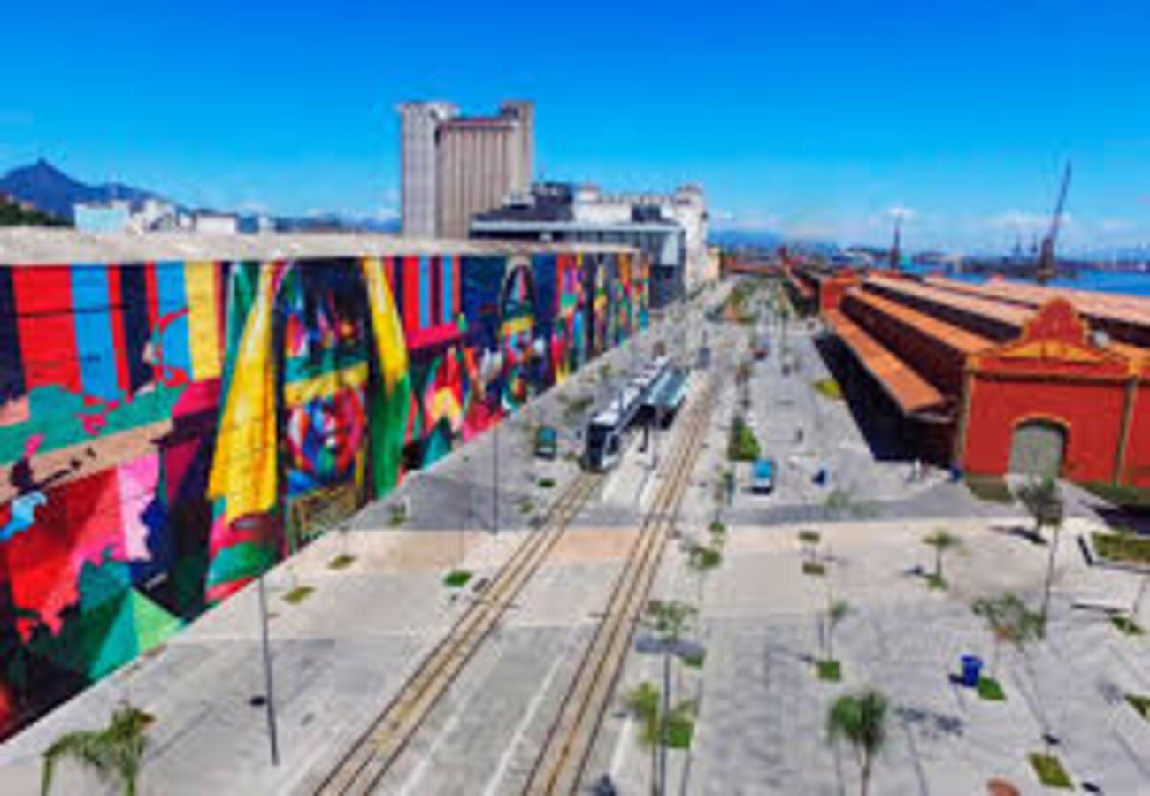 Olympic Boulevard, Aquarium & Museum