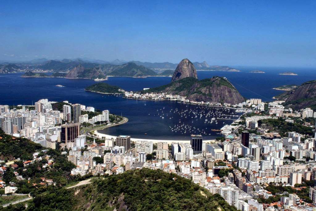 Navegue pela Baía de Guanabara