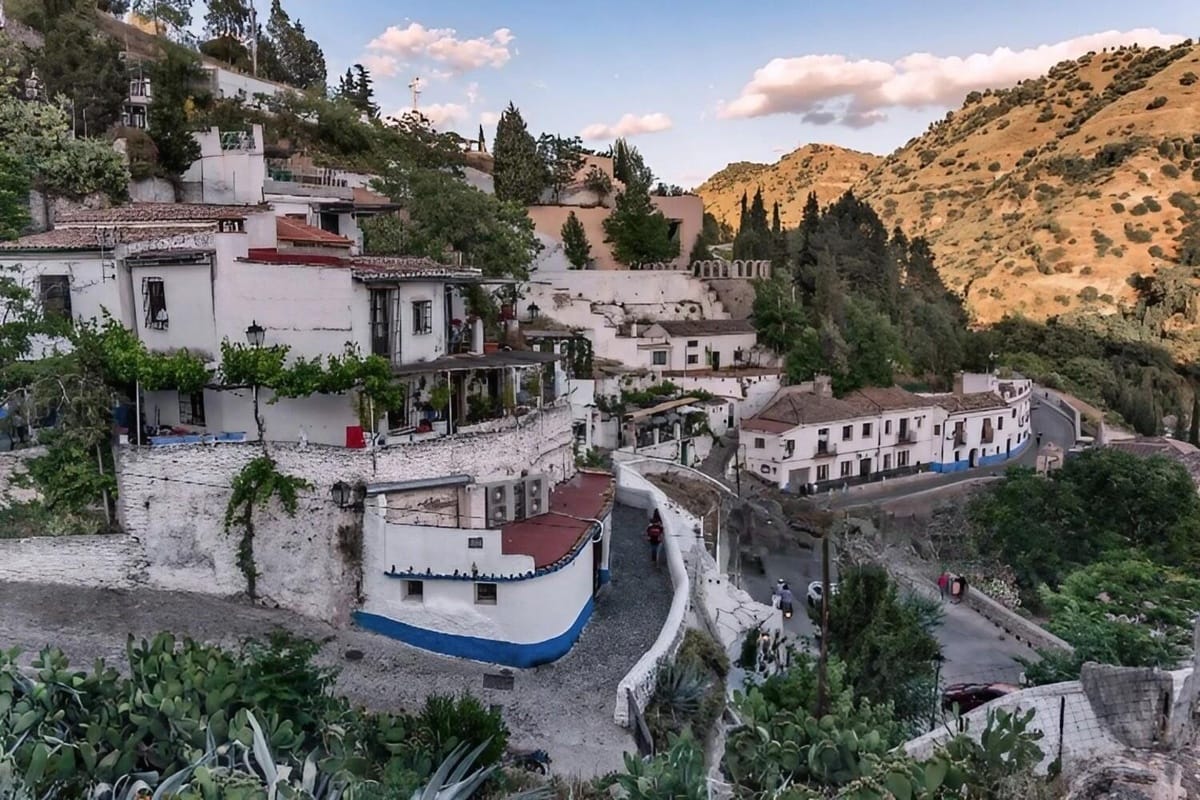 Albaicín y Sacromonte con show flamenco