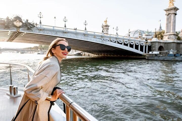 Visita privilegiada de París y crucero
