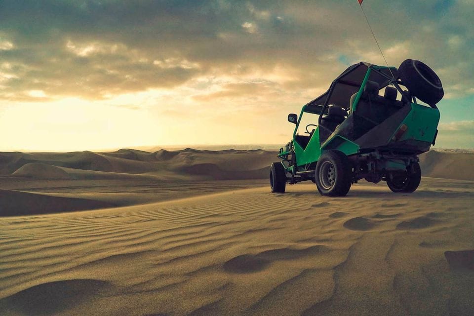 Paracas, Huacachina y Nazca en 2 días