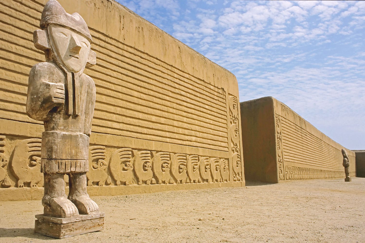 Chan Chan: ruinas y espectáculo de caballos
