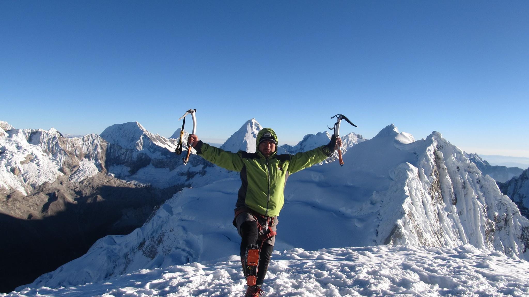 Ascenso al Alpamayo: escalada de 6 días