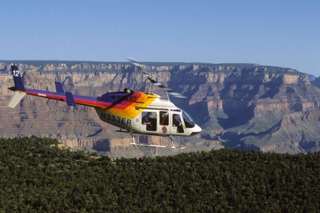 Borde Sur del Gran Cañón con helicóptero