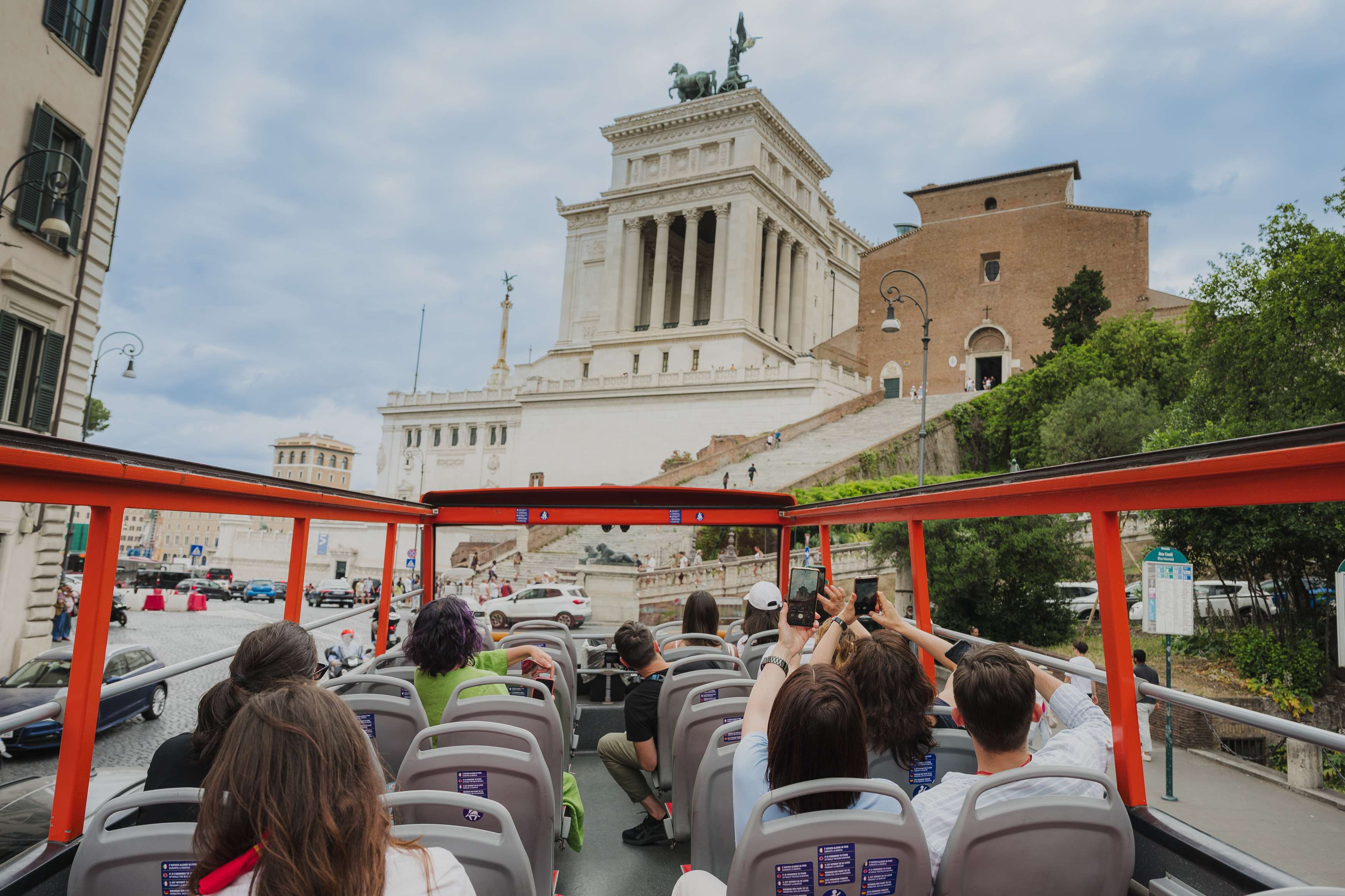 Roma desde Civitavecchia: Coliseo y tren