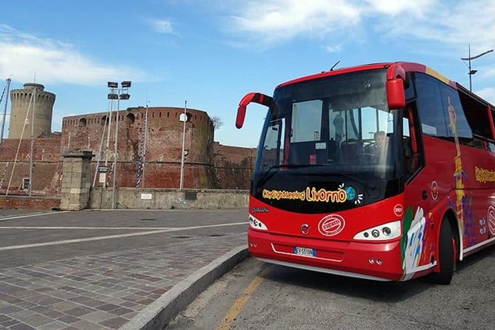 Bus turístico por Livorno