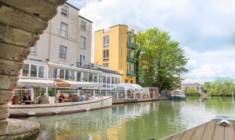 Cruceros turísticos por el río Oxford
