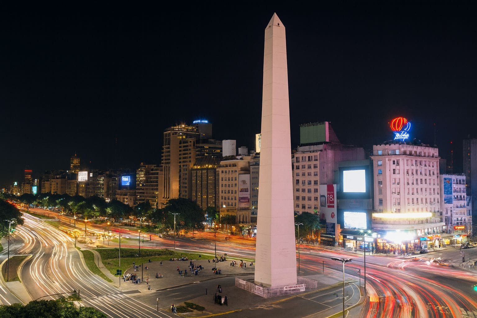 Obelisco: Suba até o Monumento ao Entardecer