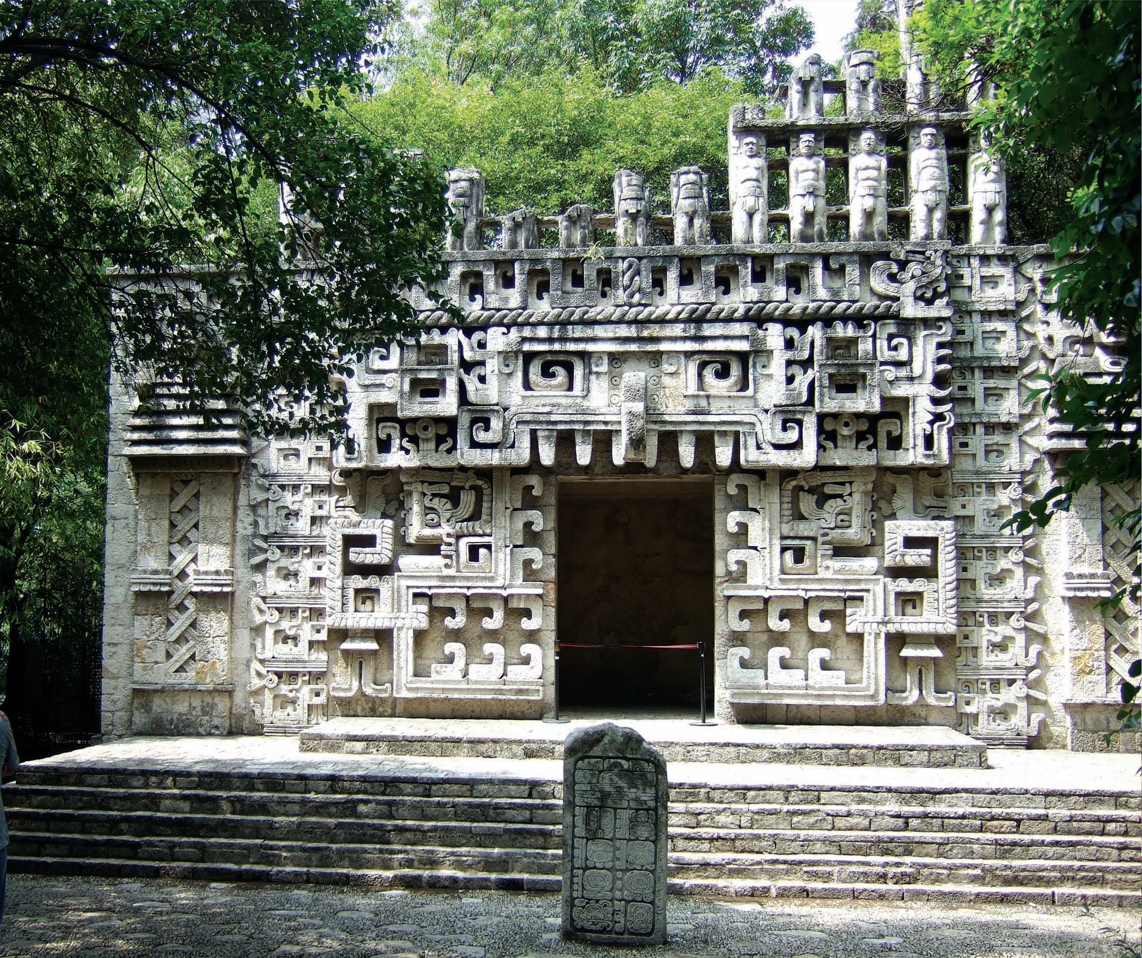 Recorrido a pie por el México prehispánico