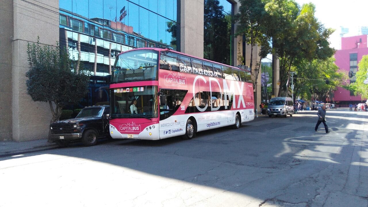 Bus Hop-on Hop-off por la capital