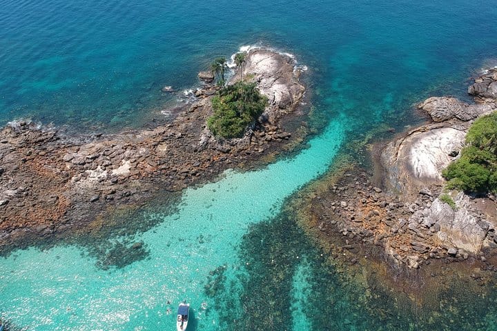 Angra dos Reis: lancha Ilhas Paradisíacas