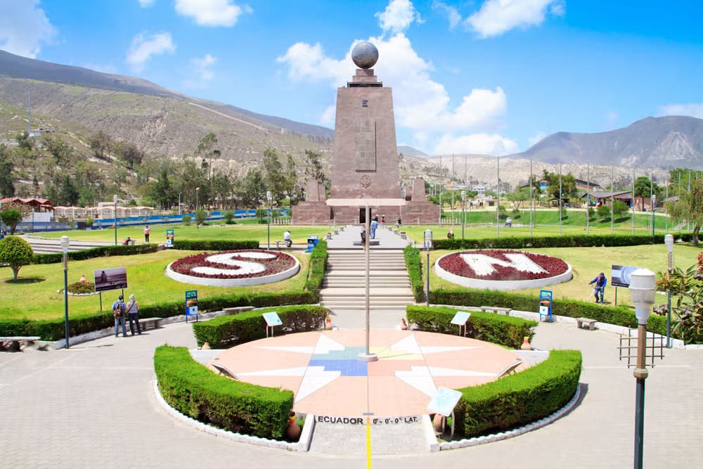 Excursión a la Auténtica Mitad del Mundo