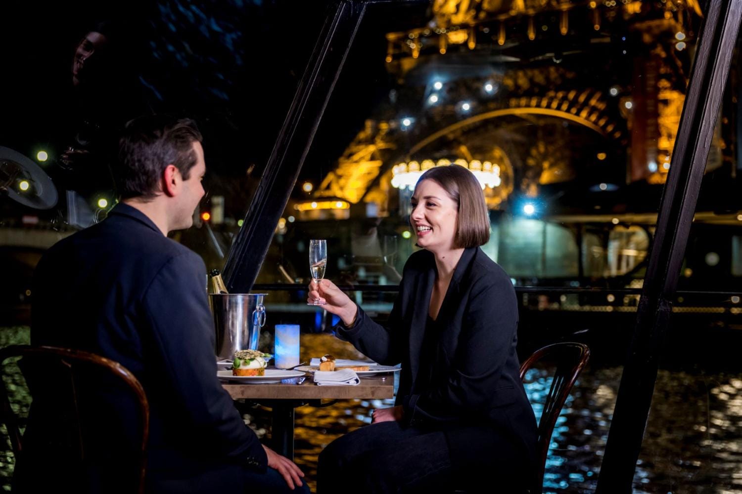 Seine Dinner Cruise 6:45 pm, Special Dates