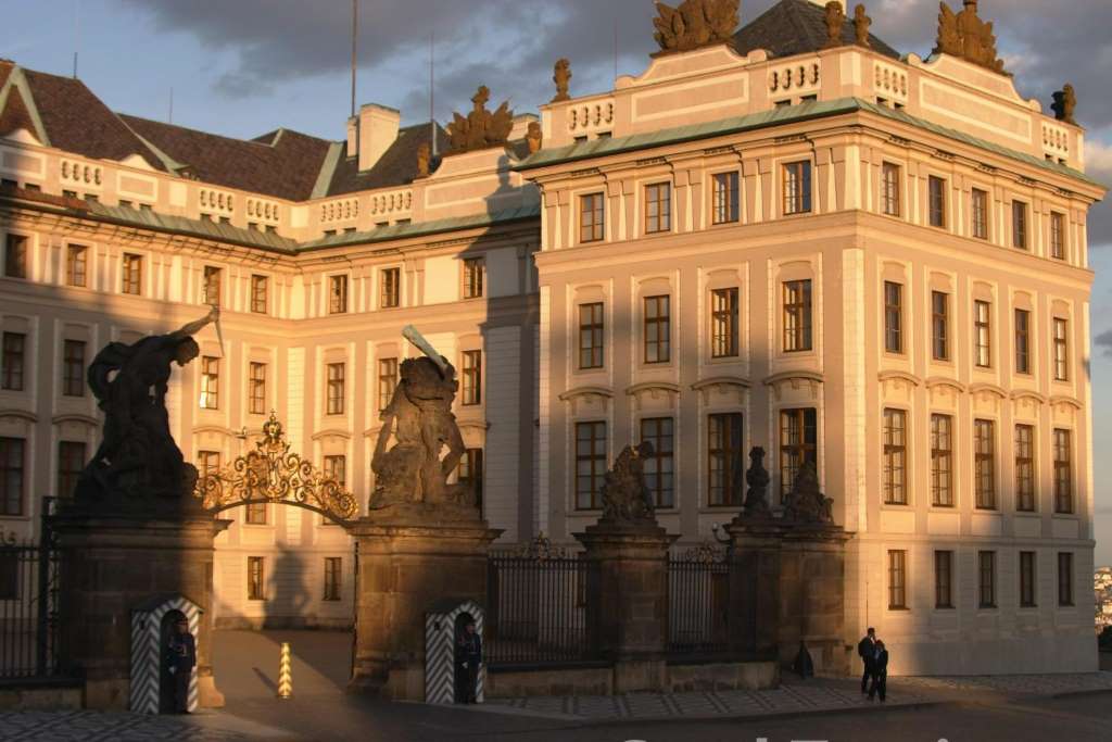 Gran City Tour por Praga  y Cambio de Guardia