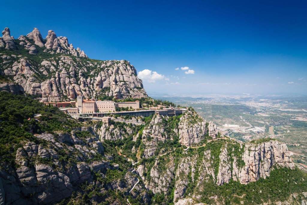 Montserrat: cremalheira e Madona Negra