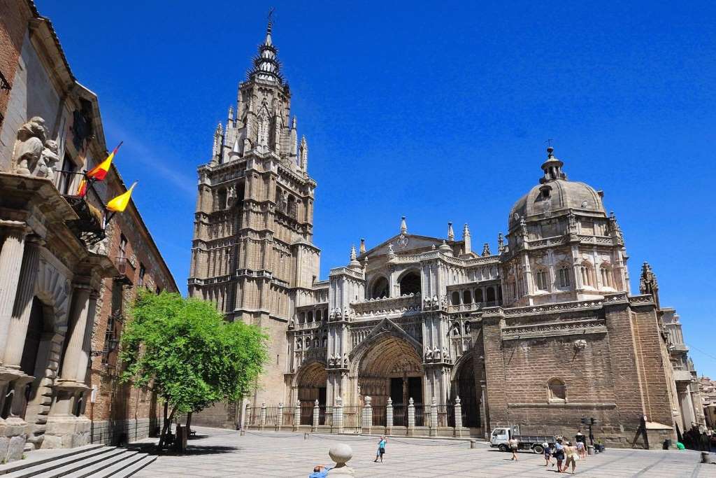 Toledo por la mañana desde Madrid