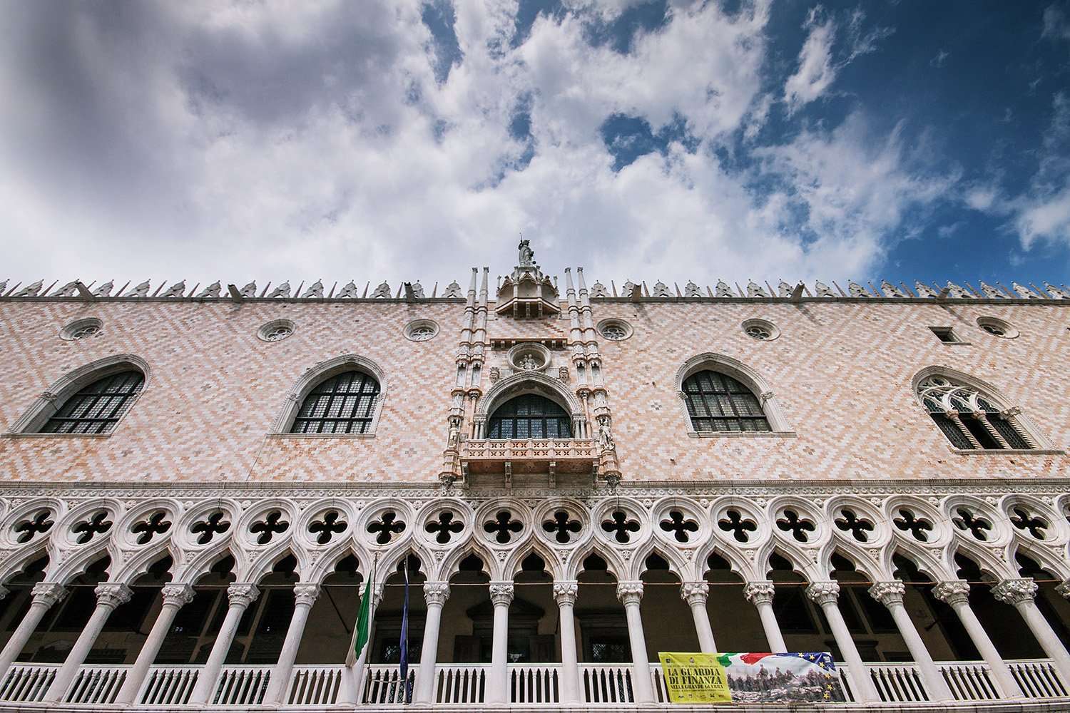Gondola Ride and Doge s Palace - Imagen 2
