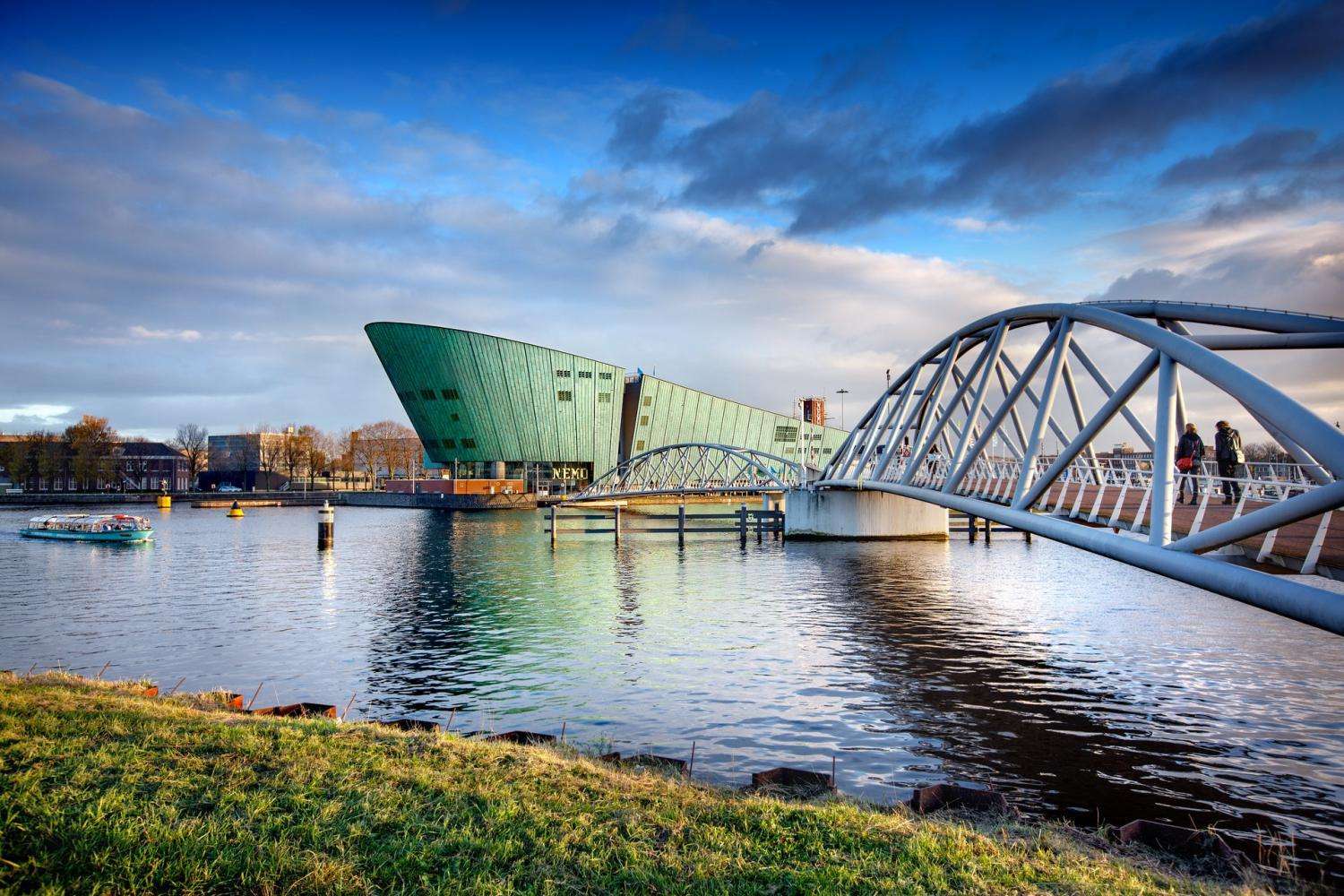 NEMO Science Museum and 1 hr Canal Cruise - Imagen 2