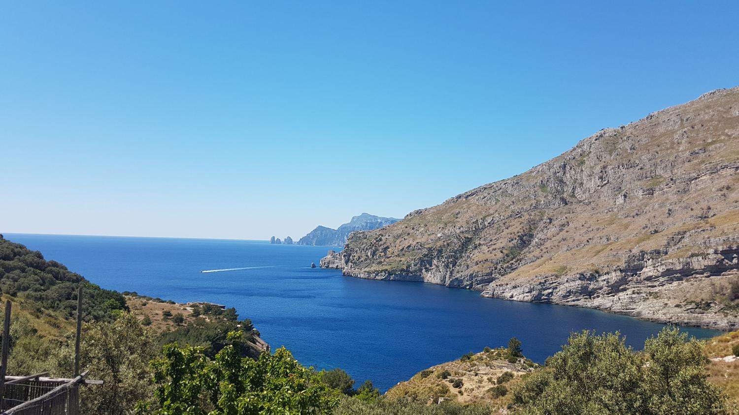 Bay of Ieranto Hiking Tour - Imagen 4