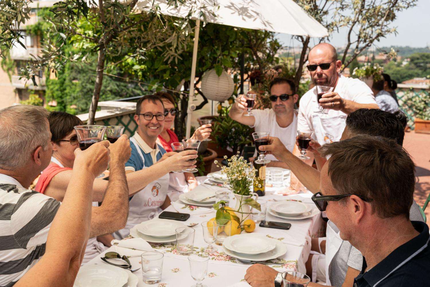 Market Visit & Dining at a Local's Home - Imagen 2