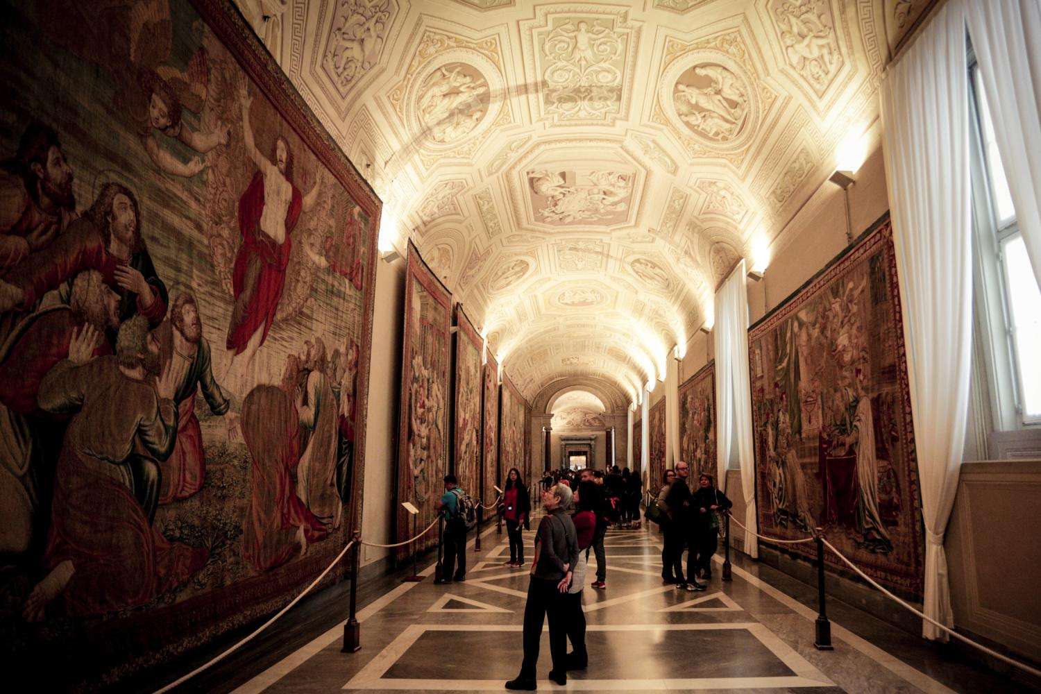 Vatican & Sistine Chapel Small Group Tour - Imagen 2