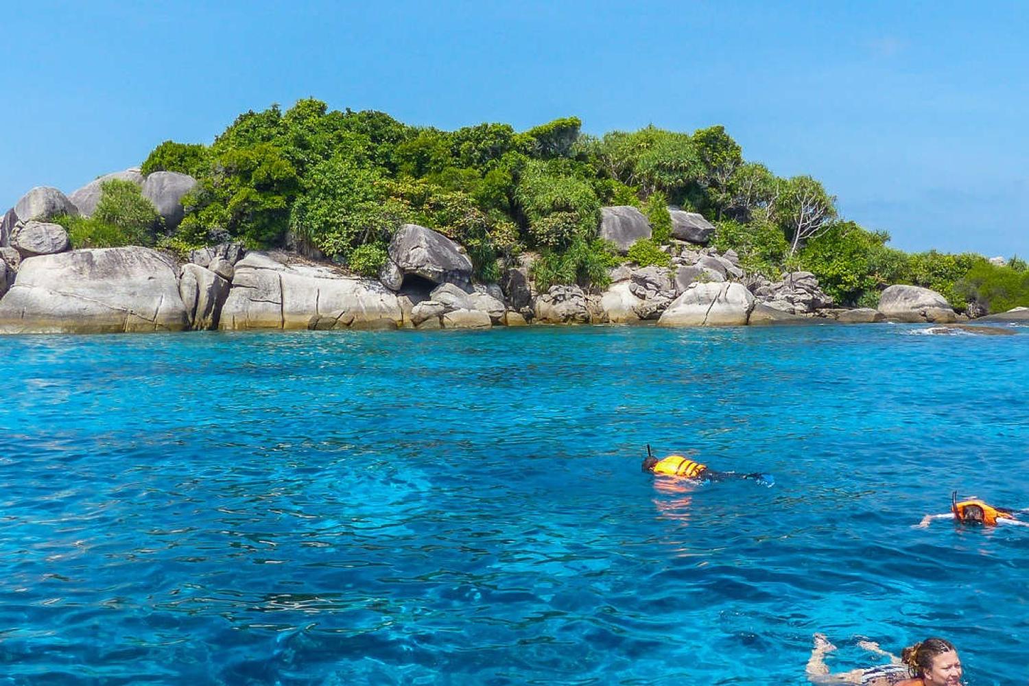 Isla Similan en lancha rápida Love Andaman - Imagen 2