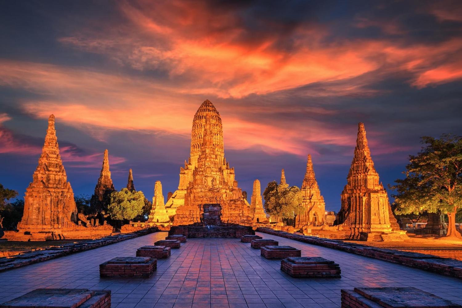 Noche de Ayutthaya en bicicleta - Imagen 2