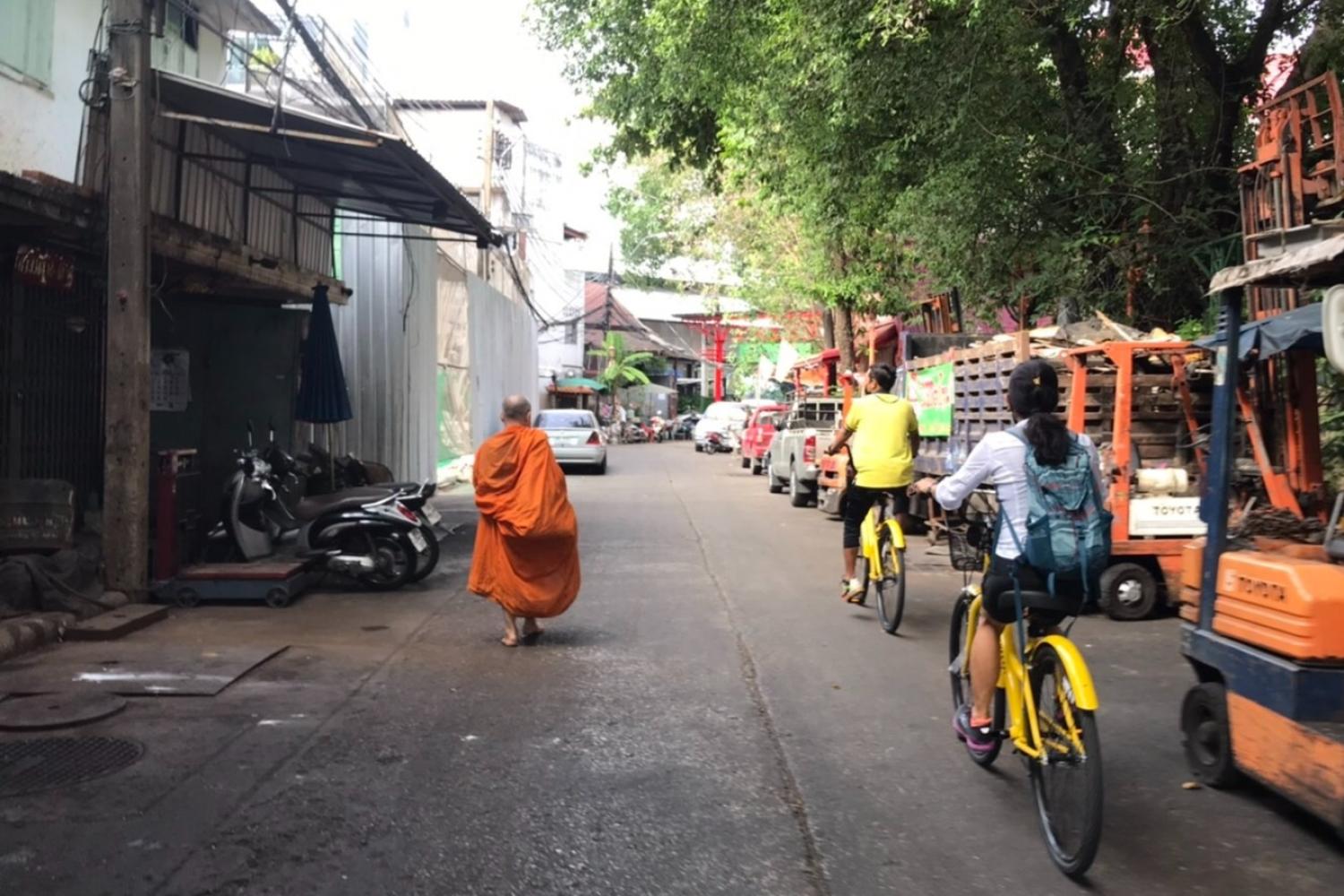 Passeio de bike pelos becos de Chinatown - Imagen 4
