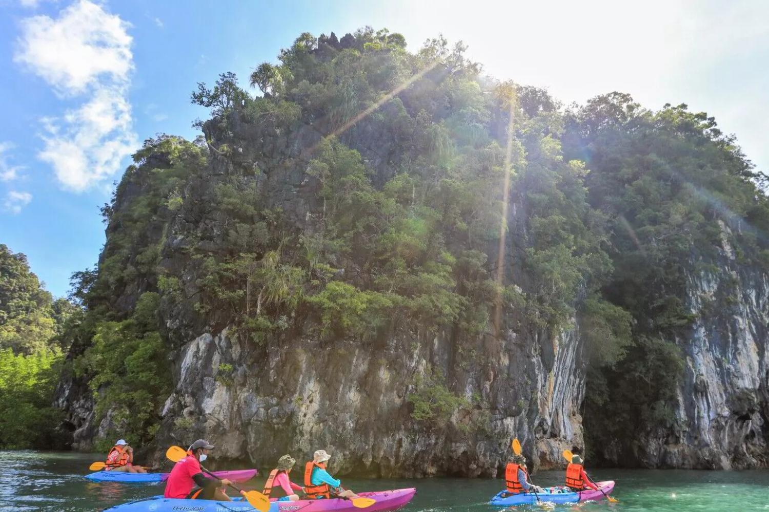 Kayak al atardecer en Ao Thalane - Imagen 3