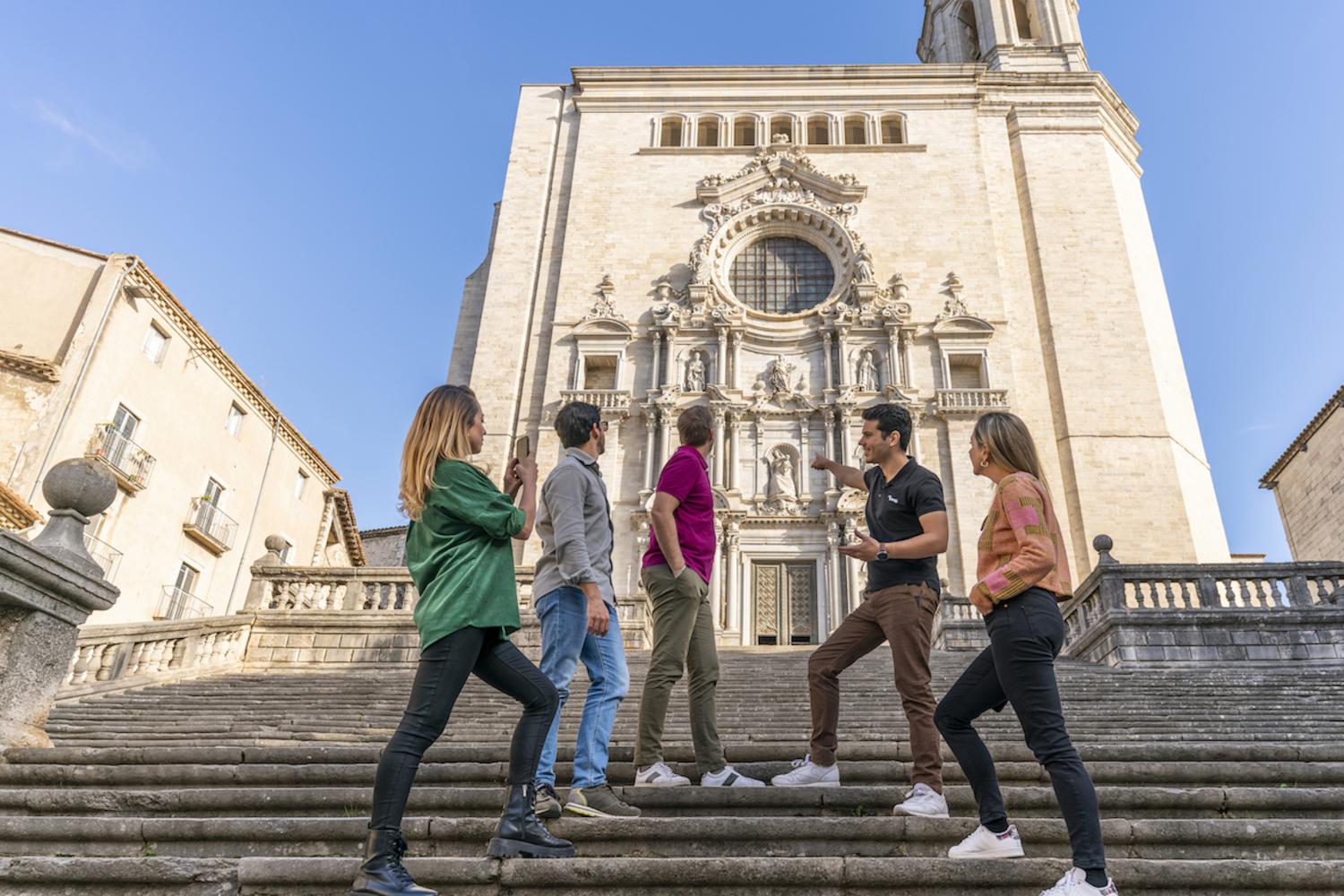 Montserrat, Girona y Costa Brava en 1 día - Imagen 3