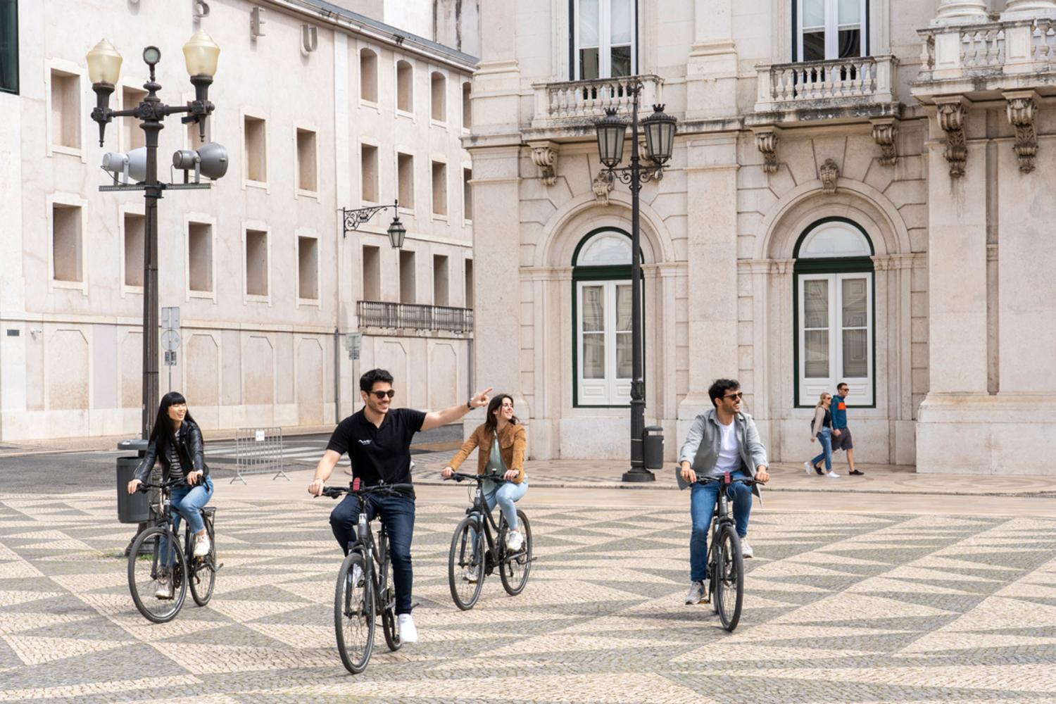 Lisboa 360: ebike, barco e helicóptero - Imagen 4