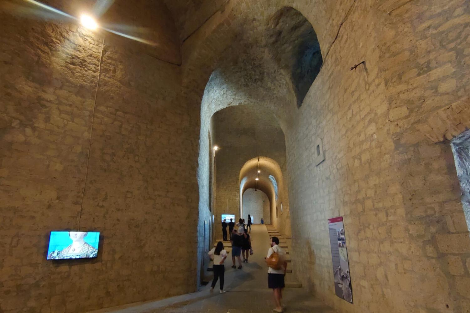 Castillo de Sant'Elmo con audioguía - Imagen 2