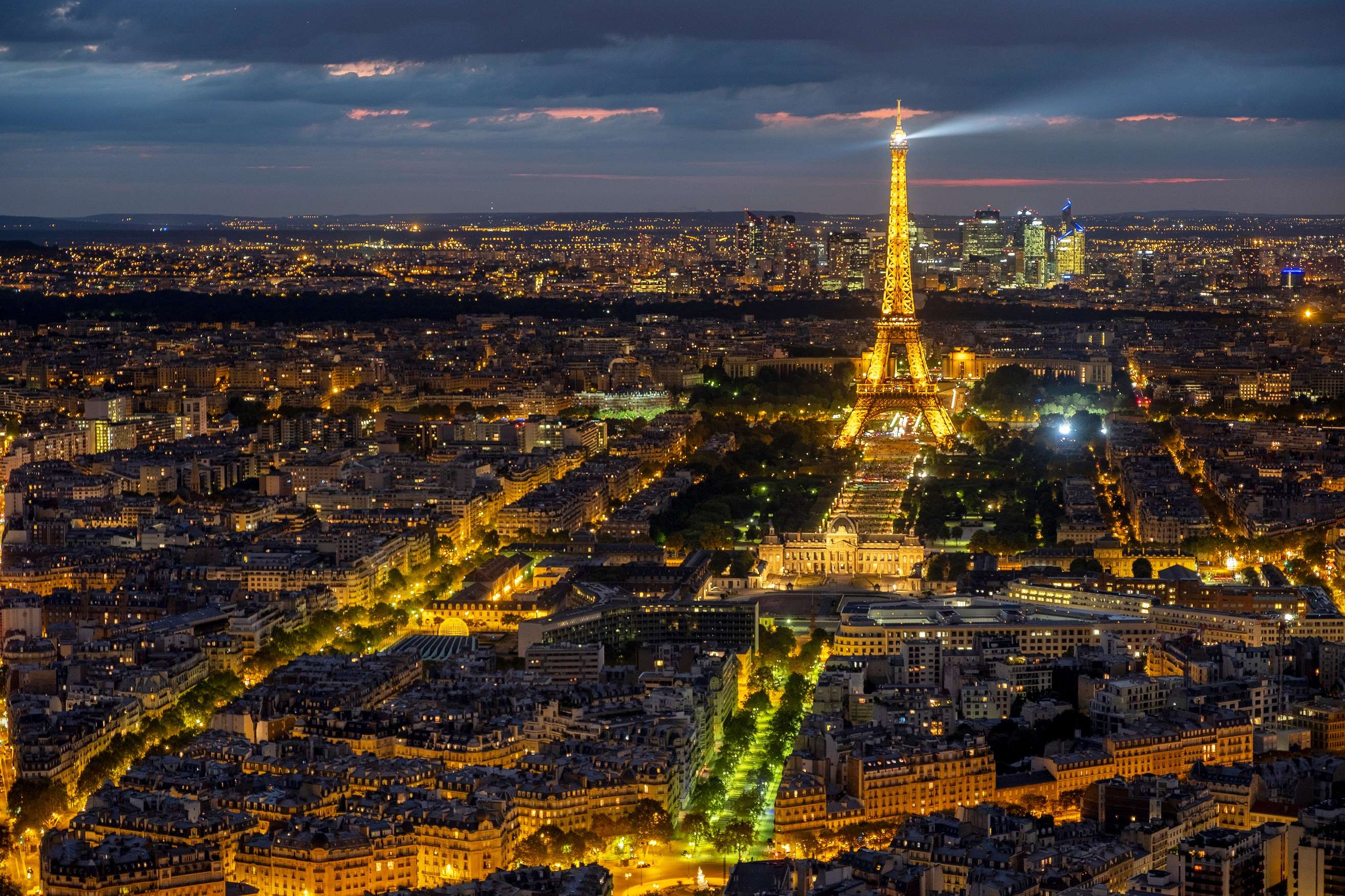 Eiffel Tower Dinner and Seine Cruise - Imagen 4