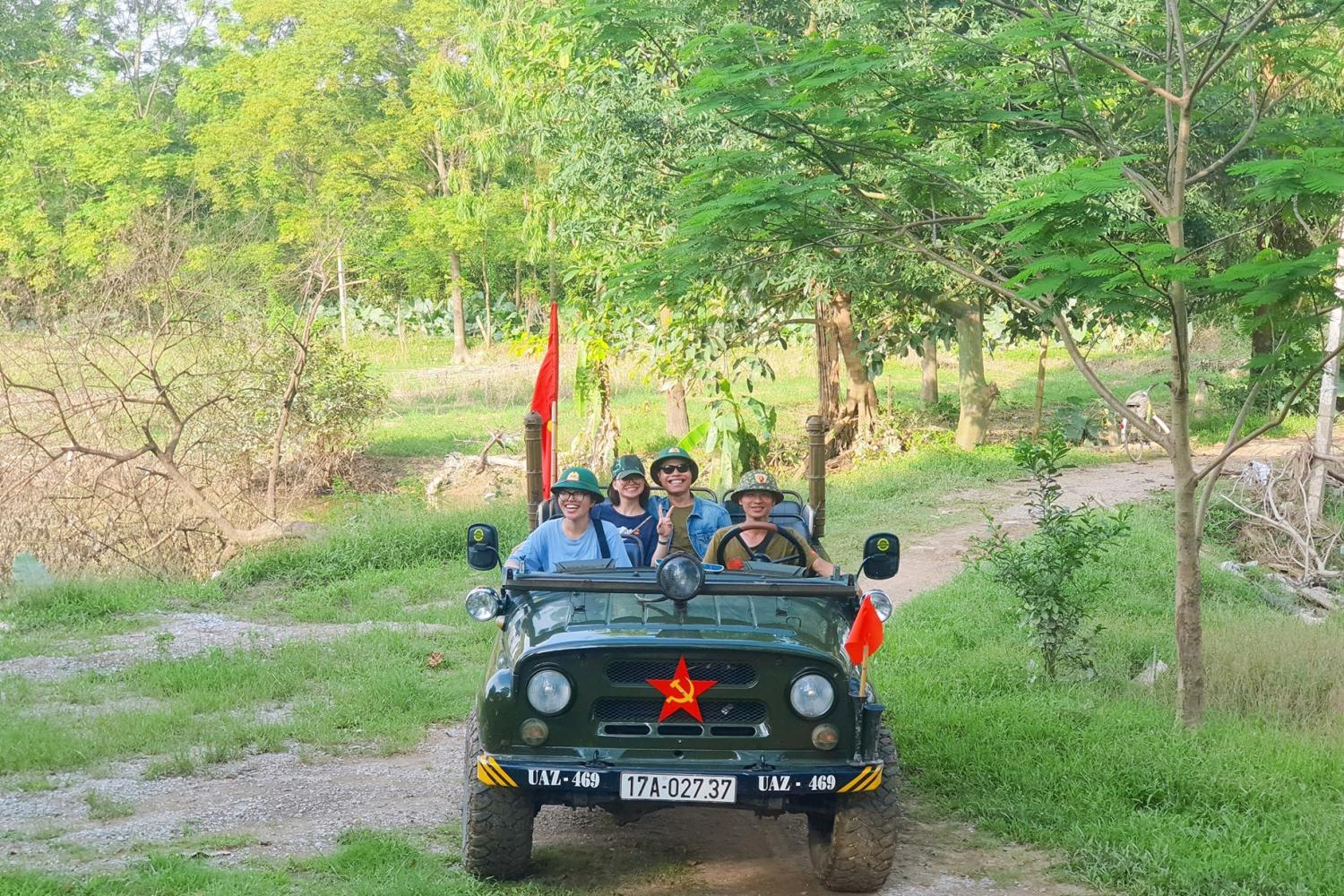 Delta do Rio Vermelho em jipe antigo - Imagen 2