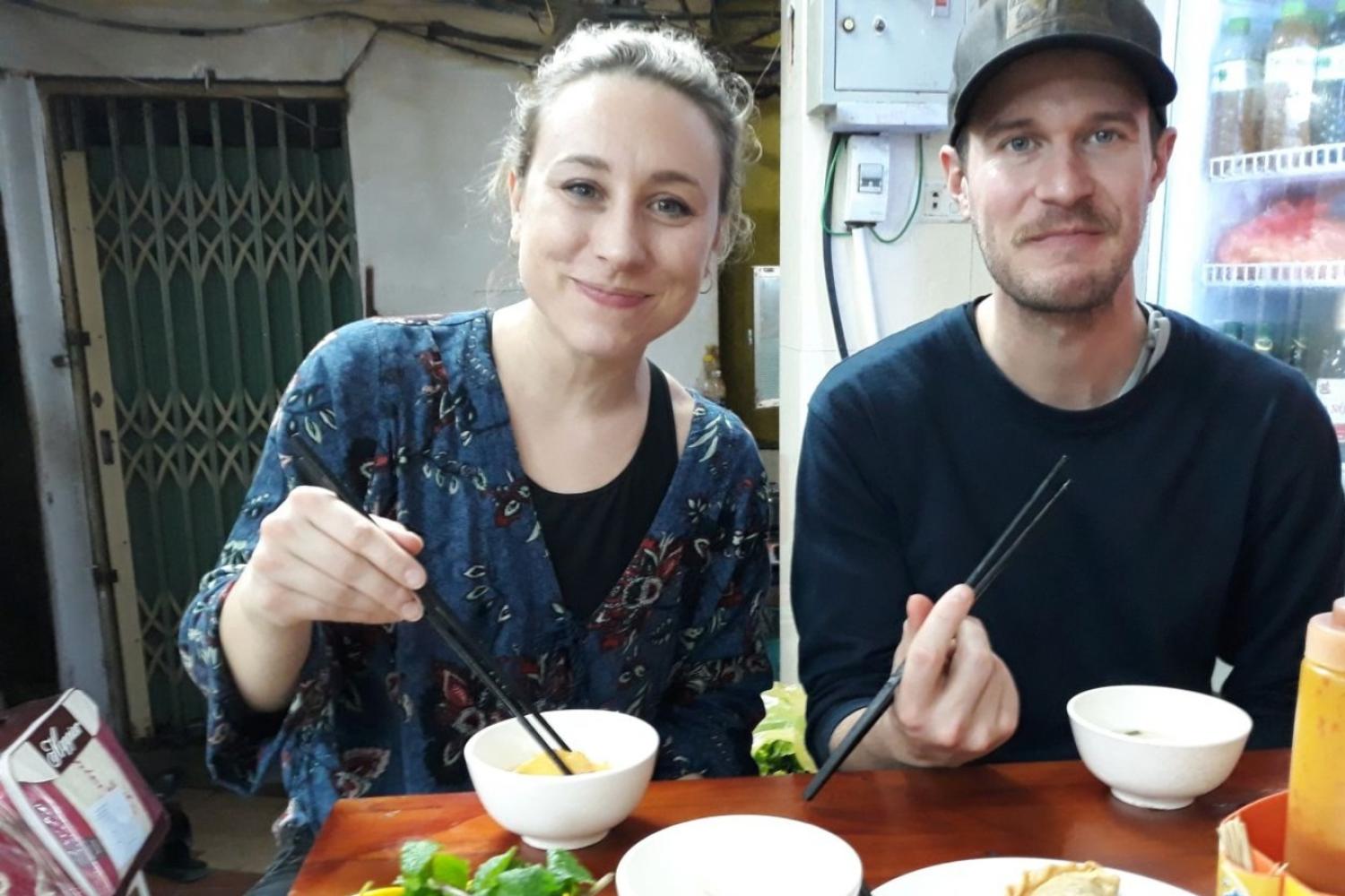 Comida de rua de Hanói: grupo pequeno - Imagen 2