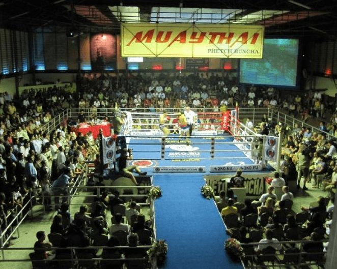 Muay Thai en el Estadio Petch Buncha - Imagen 3