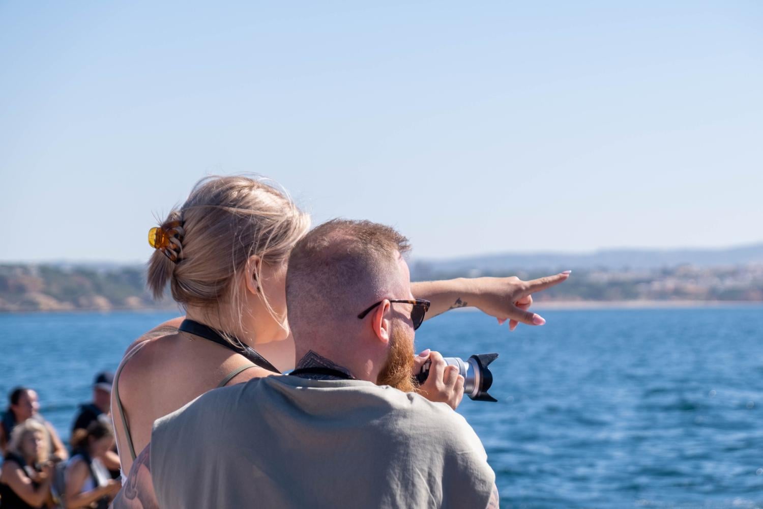 Vilamoura: delfines y Benagil en catamarán - Imagen 4