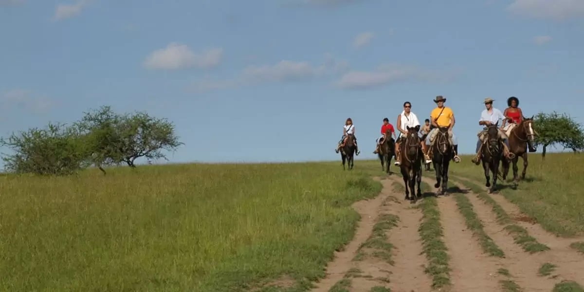 Cabalgata por las Yungas en San Lorenzo - Imagen 2