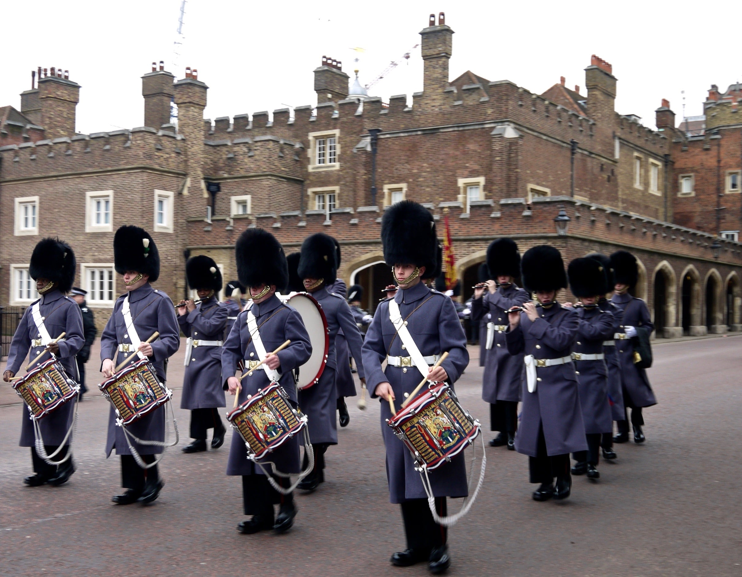 Cambio de Guardia y Palacio de Buckingham - Imagen 3