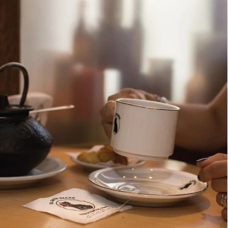 Breakfast/Afternoon Tea at El Gato Negro for 2 - Imagen 3