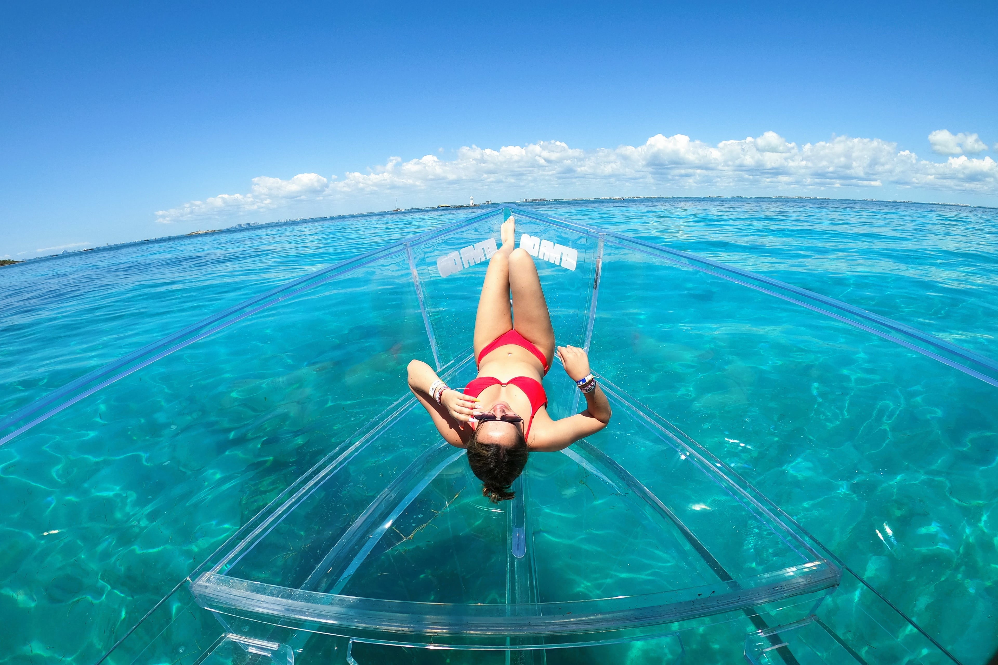 Clear boat en Isla Mujeres - Imagen 4